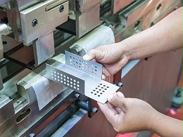 清遠沖壓加工，沖壓件廠質量問題處理-10萬㎡生產面積「誠瑞豐」