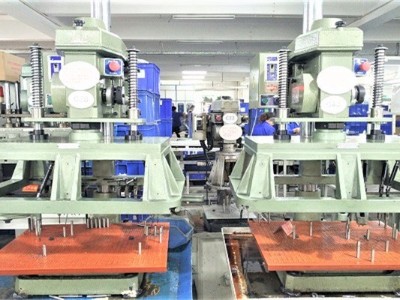 五金沖壓毛刺機的保養與維護-廣東五金制品公司