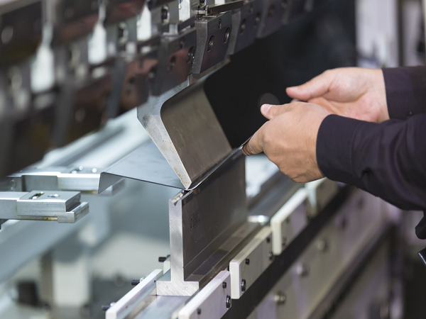 高精度五金沖壓件的制造流程都有哪些內容？