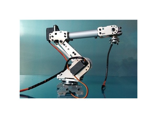 汕頭五金沖壓件加工廠，沖壓機械手設計及伺服機的應用