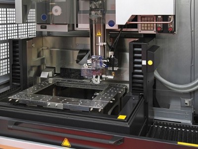 五金沖壓件外發加工，沖壓模具卡料的原因分析-深圳誠瑞豐五金沖壓廠