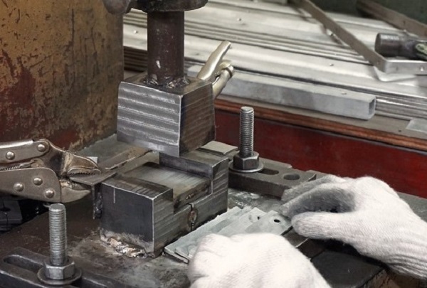 佛山?jīng)_壓件-誠(chéng)瑞豐