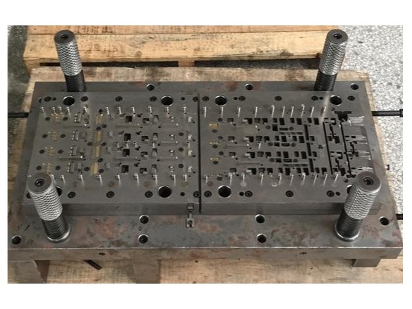 河源鈑金加工廠的沖壓件氧化，如何選擇模具？